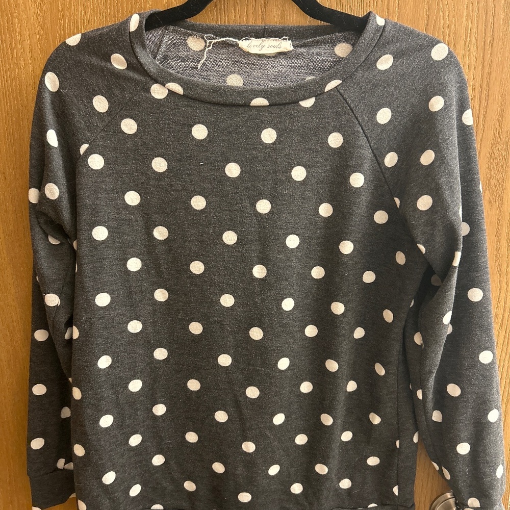 Lovely souls gray long sleeve shirt with white polka dots